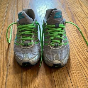 Nike torch4 5 youth tennis shoes